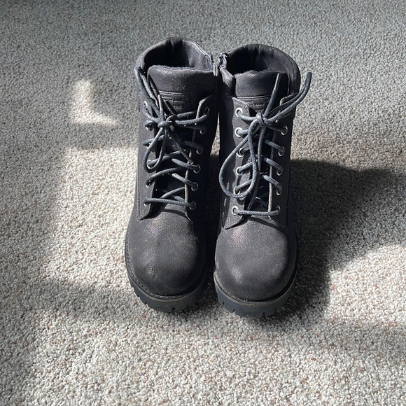 Crown Vintage combat boots